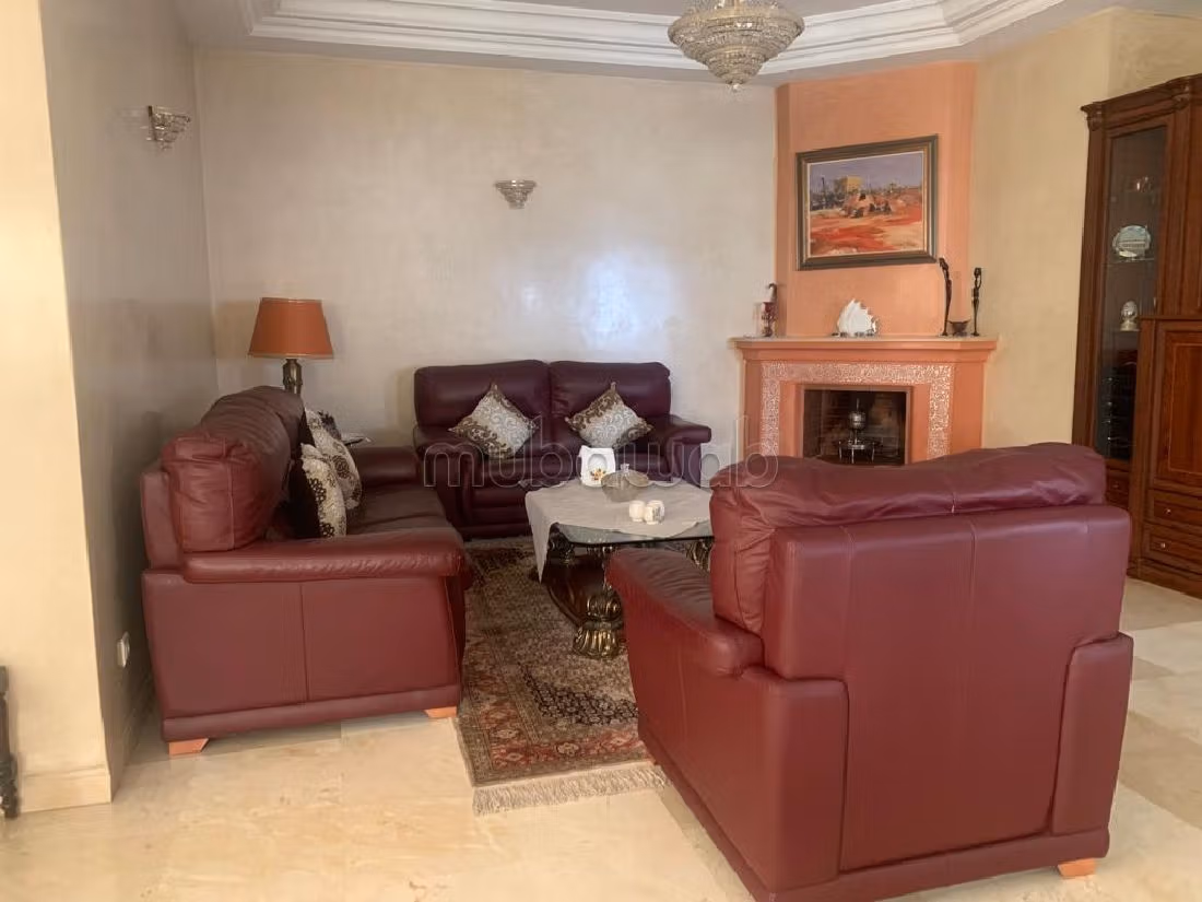 Villa's en luxe woningen te koop in Californie. 14 Ruimtes. Conciërge en airconditioning. 