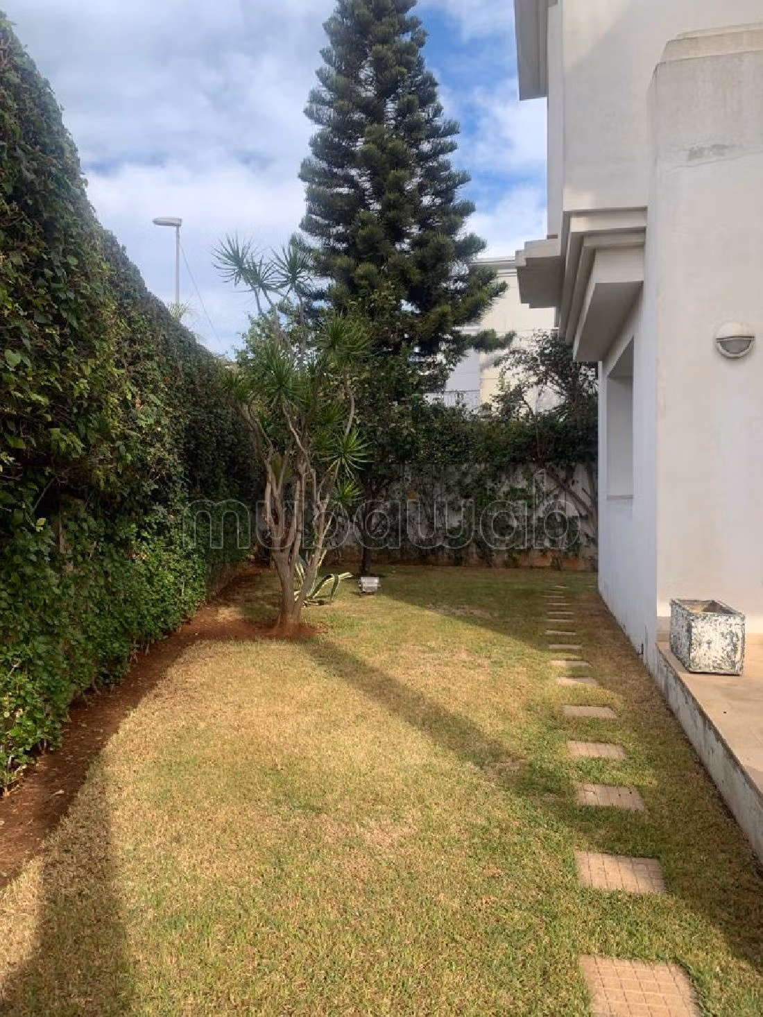 Villa's en luxe woningen te koop in Californie. 14 Ruimtes. Conciërge en airconditioning. 