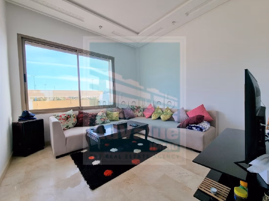 Casa de lujo en venta en Assanaouber. 4 hermosas habitaciones. Doble acristalamiento y calefacción central. 