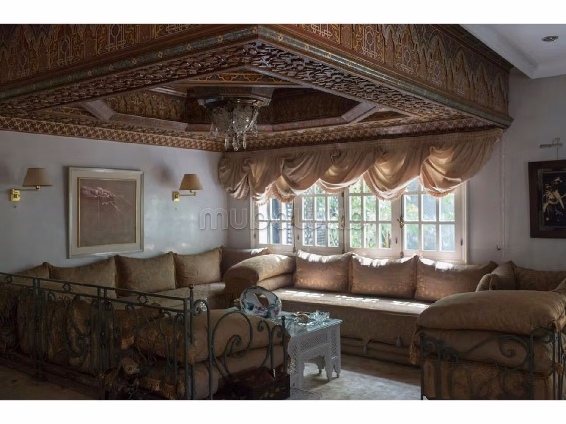 Villa's en luxe woningen om te kopen in Californie. Totale oppervlakte 1500 m². Zwembad en conciërgeservice. 