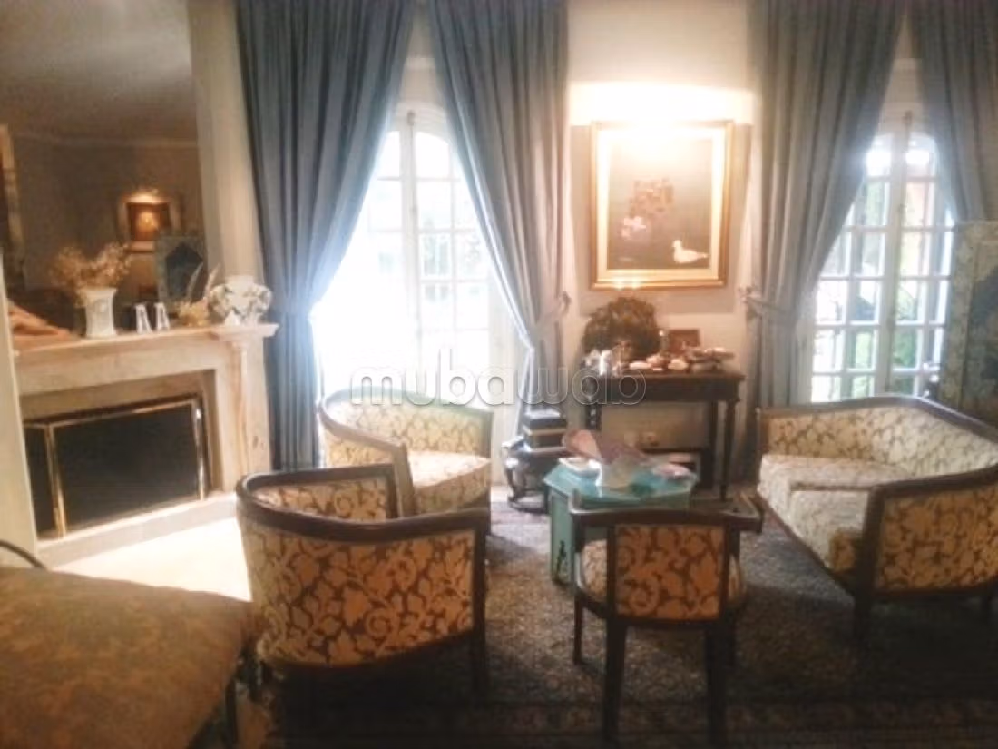 Villa's en luxe woningen om te kopen in Californie. Totale oppervlakte 1500 m². Zwembad en conciërgeservice. 