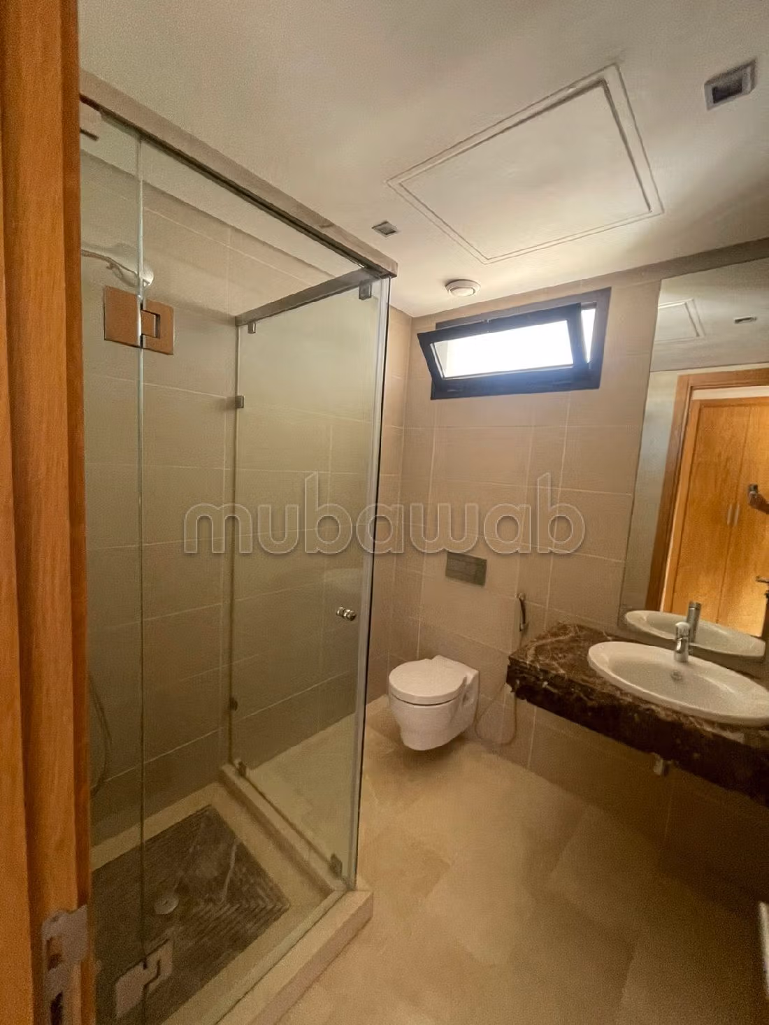 Apartment for rent in Souissi. Total area 360 m². No Lift, Balcony. 