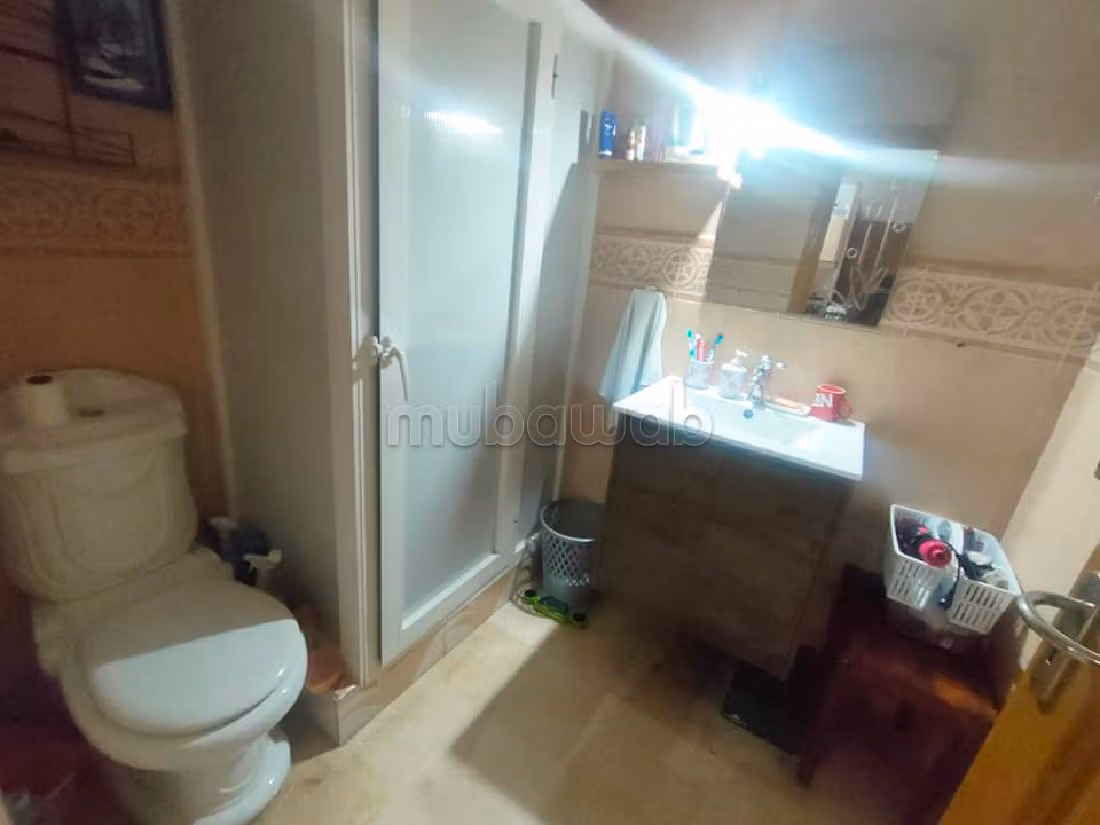 Affitta il tuo appartamento a Benjdia. 2 locali. Arredato