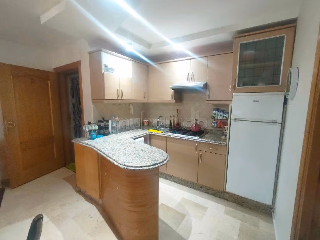 Affitta il tuo appartamento a Benjdia. 2 locali. Arredato