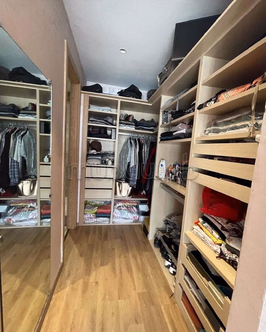 Magnifica villa in vendita. 5 locali. ammobiliato. 