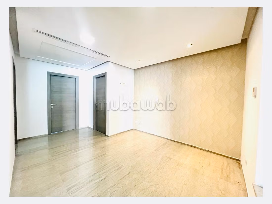 Offices for rent in Les Berges Du Lac 2.3 rooms. Thermal insulation and soundproofing, Air conditioning installation