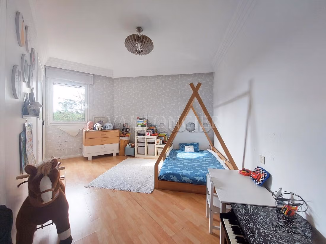 Location sublime appartement 180m2 avec terrasse et vue sur mer Ain Diab, Casablanca