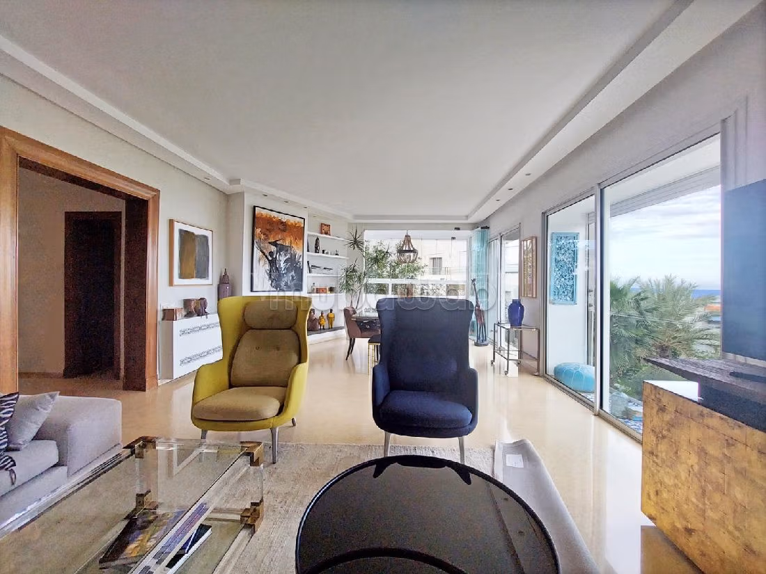 Location sublime appartement 180m2 avec terrasse et vue sur mer Ain Diab, Casablanca