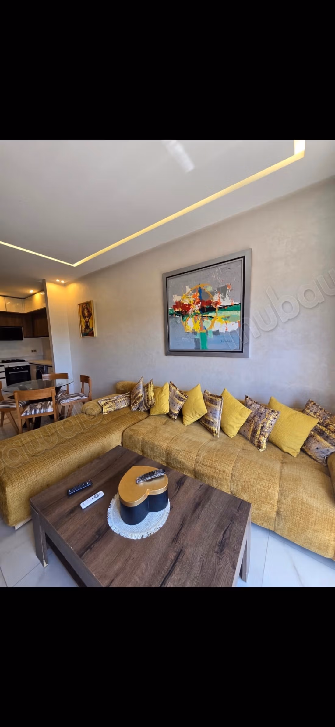 Affitto appartamento a Bab Al Bahar. 2 belle camere da letto. Porta blindata, salone marocchino