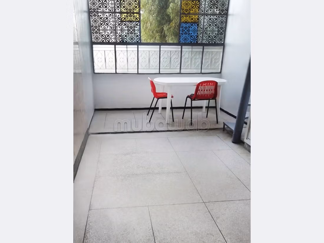 Find an apartment to buy in Centre. 4 large living areas. New furniture.