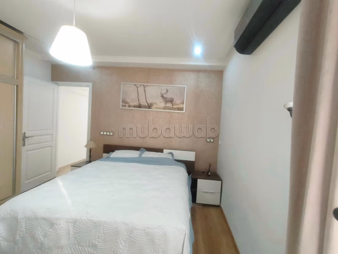 Affitto di un bellissimo appartamento a Gauthier. 6 ampi locali. arredato. 