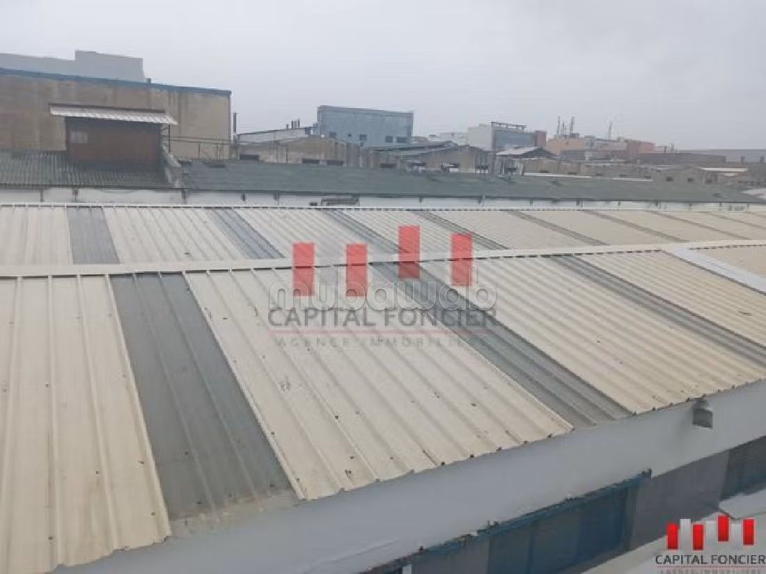 Exclusivité Usine industrielle de 3700 m2 de surface couverte a la location a ain sebaa