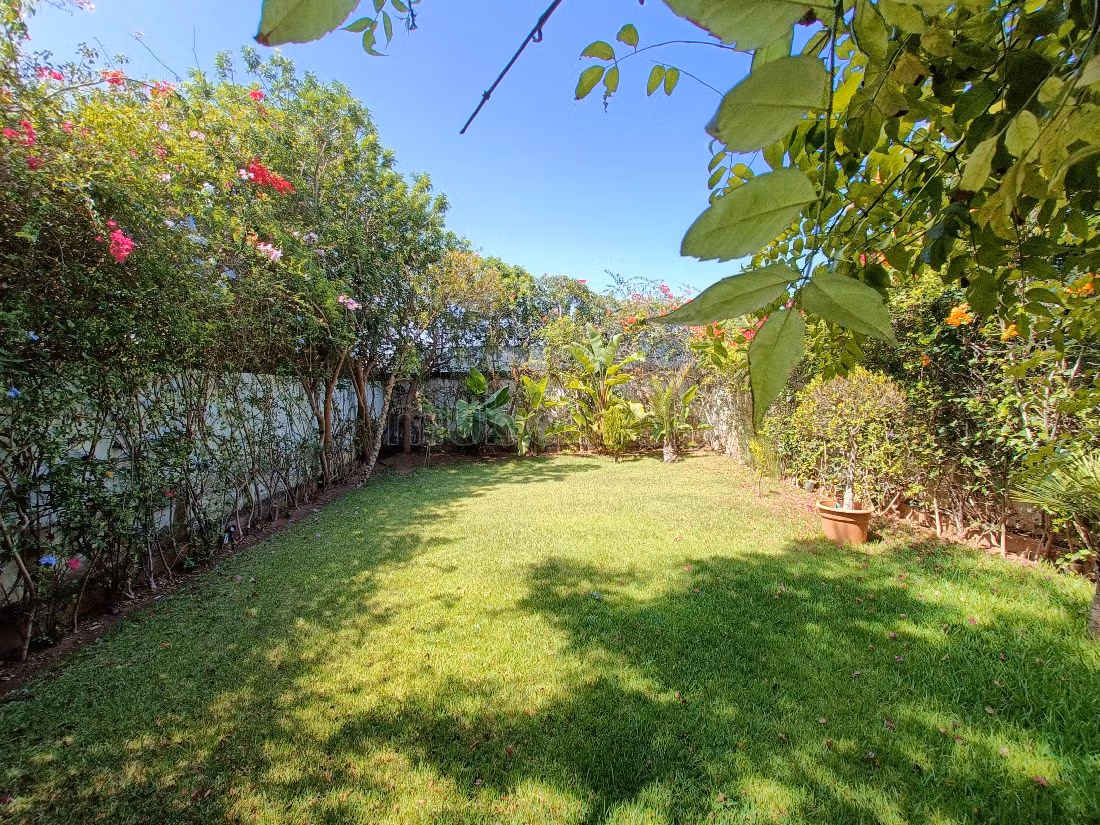 Opportunité Villa avec magnifique jardin RÉSIDENCE PRIVÉE