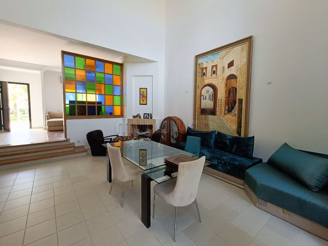 Opportunité Villa avec magnifique jardin RÉSIDENCE PRIVÉE