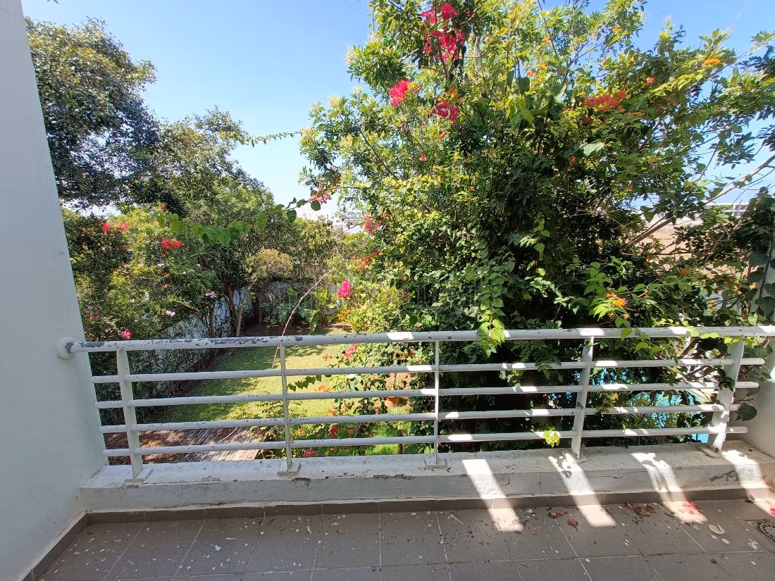 Opportunité Villa avec magnifique jardin RÉSIDENCE PRIVÉE