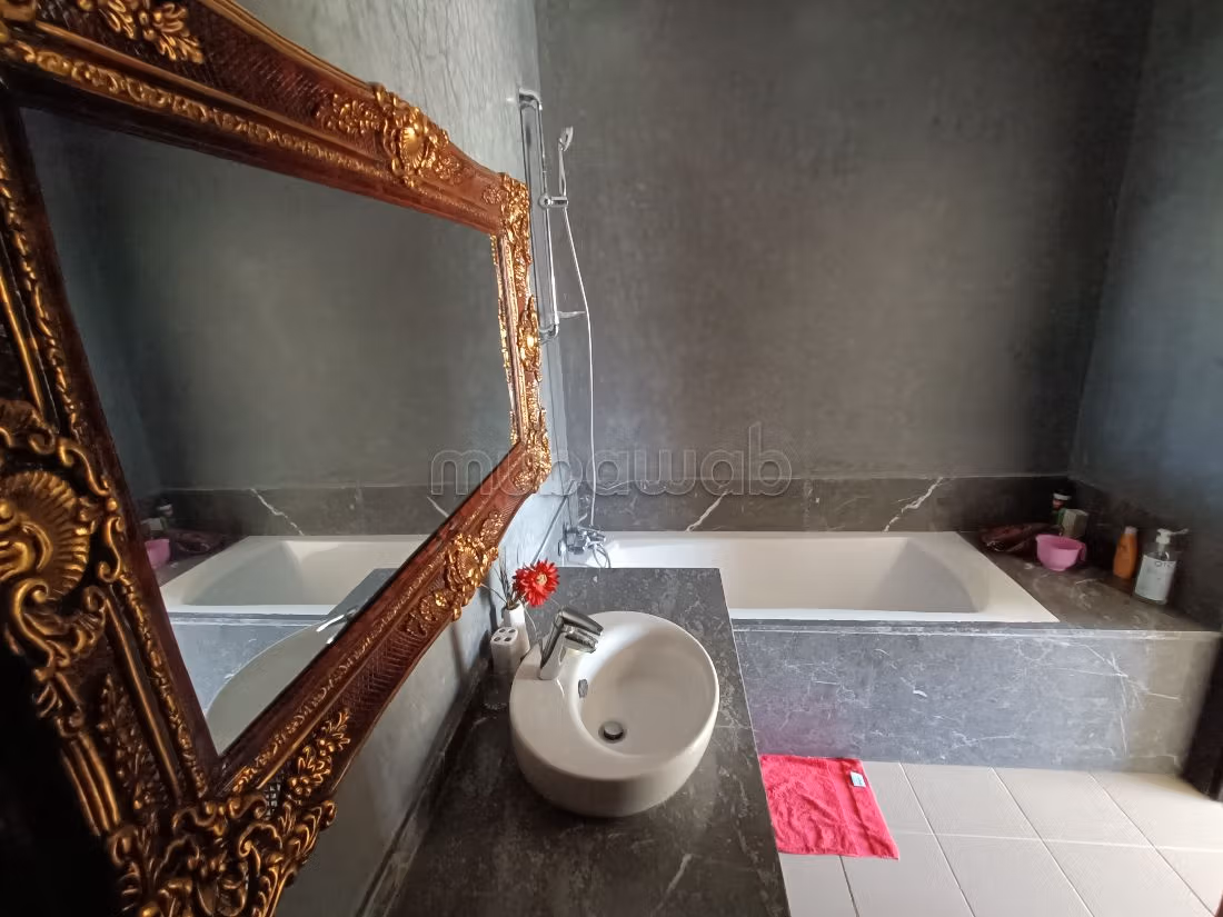 Opportunité Villa avec magnifique jardin RÉSIDENCE PRIVÉE