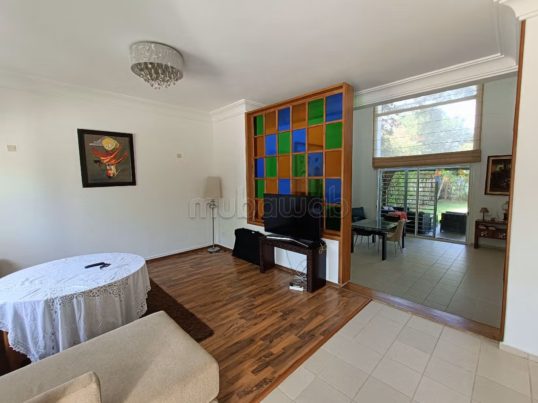 Opportunité Villa avec magnifique jardin RÉSIDENCE PRIVÉE