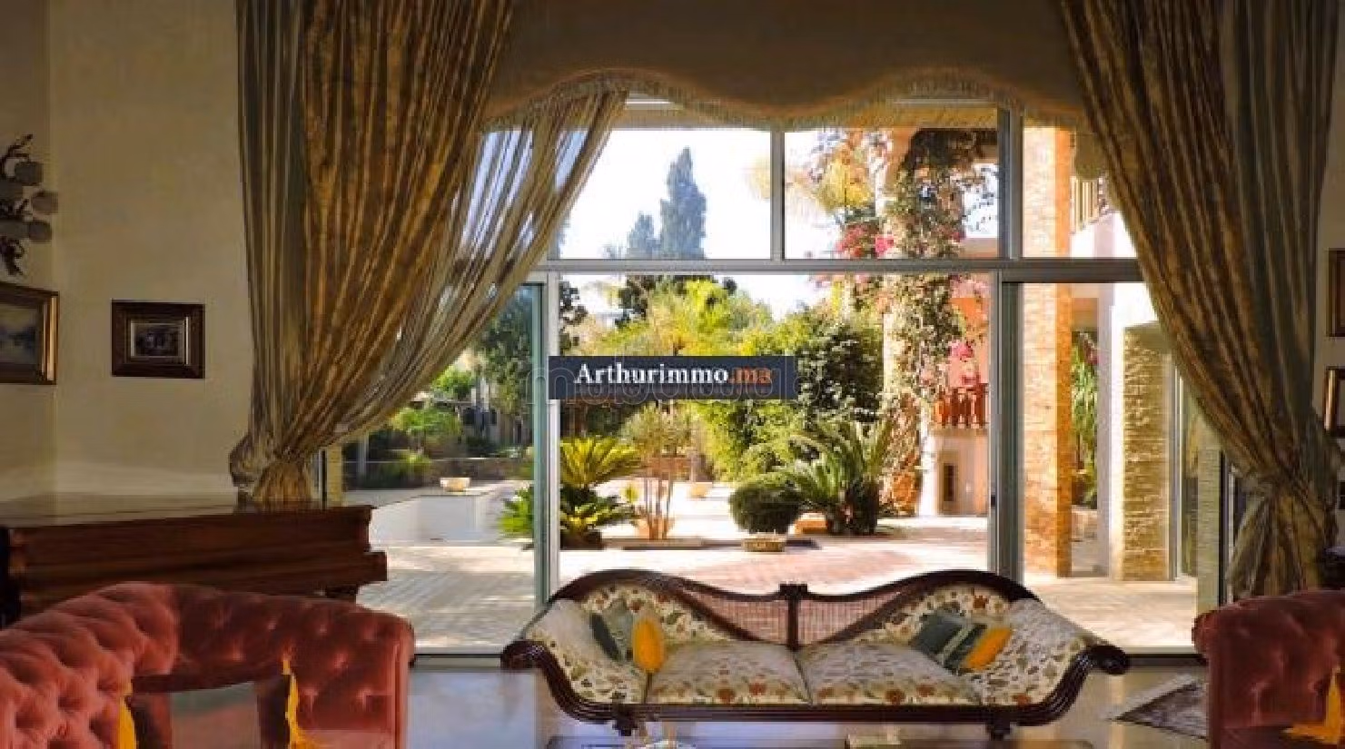 Eccezionale residenza di lusso in vendita a Californie. 10 locali. Servizio di concierge e piscina. 