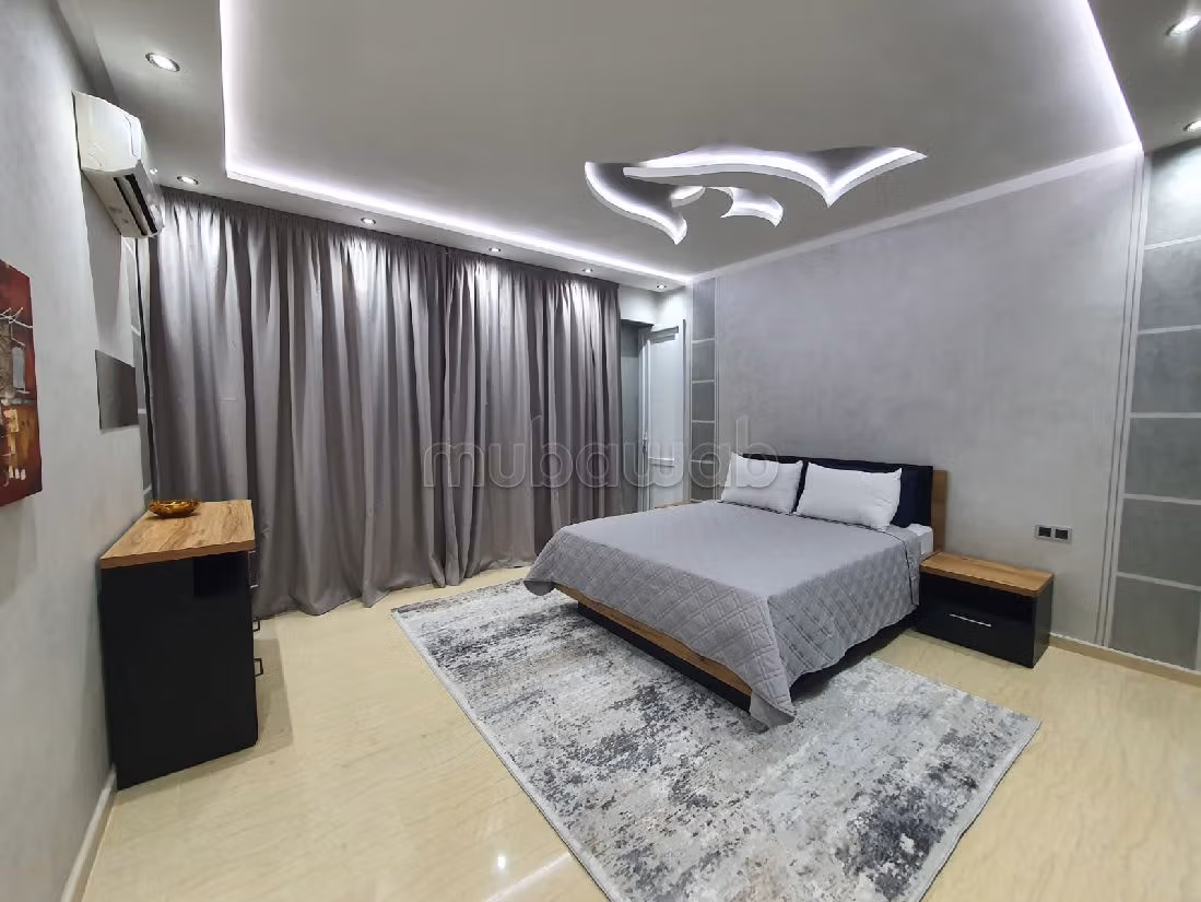 Sell apartment. 2 beautiful rooms. Traditional Moroccan living room, secured residence. 