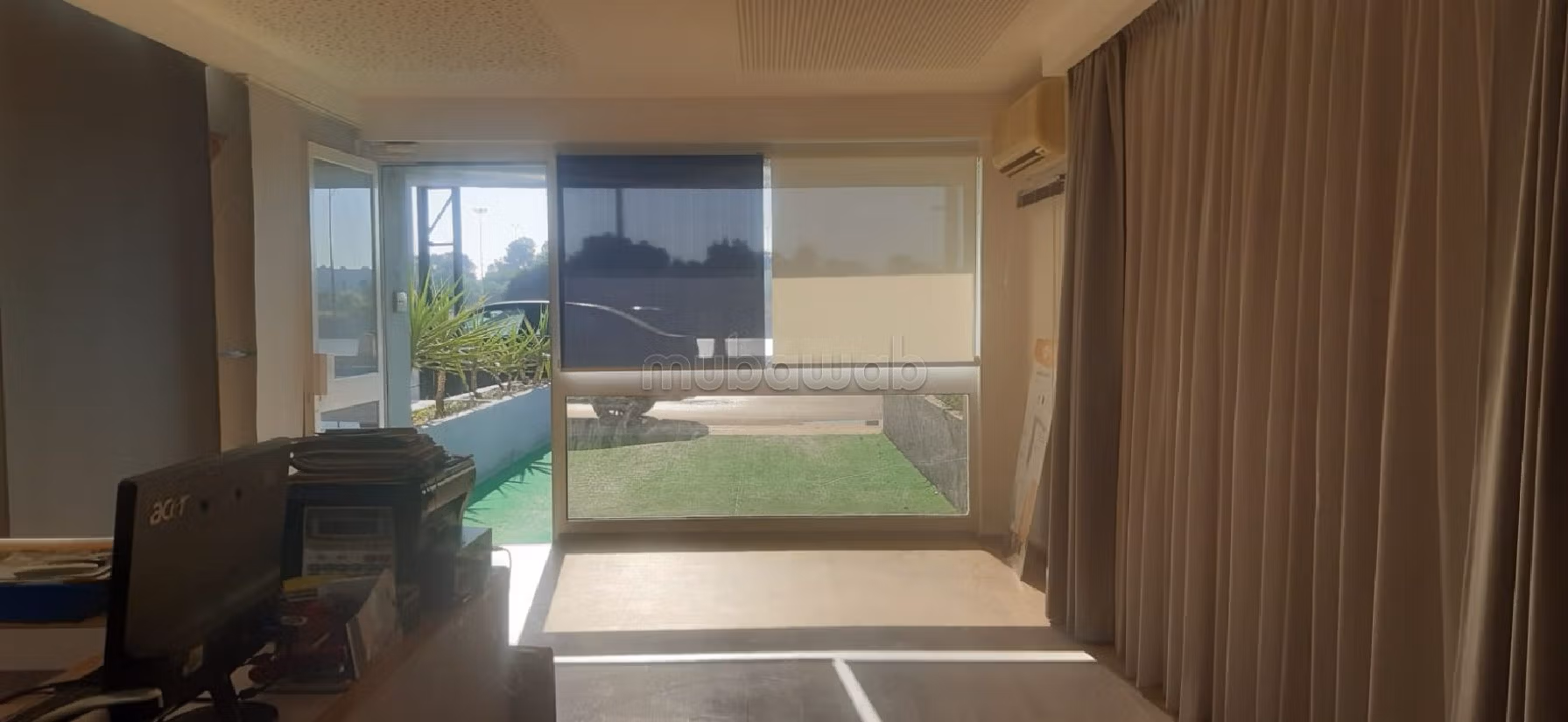 مكاتب ومحلات للبيع ب العوينة. المساحة الكلية 50 م². جو مكيف