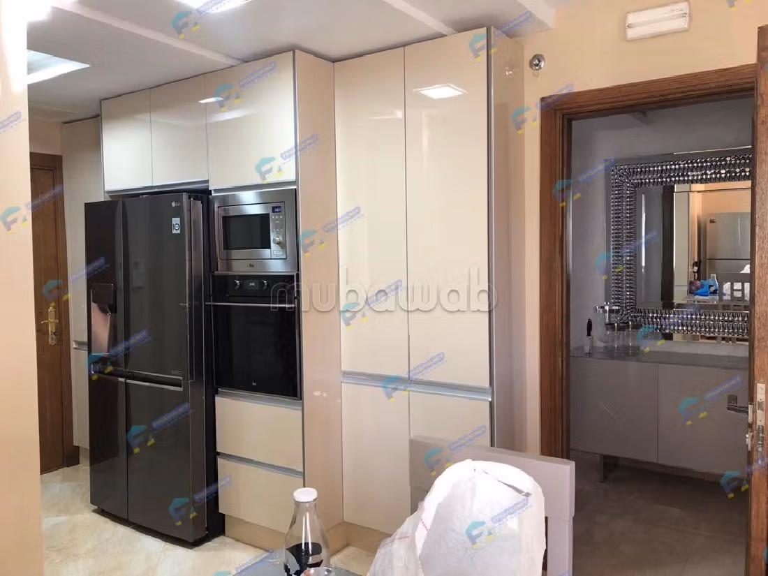 Apartment for sale in Du Golf. 9 large living areas. Well decorated. 