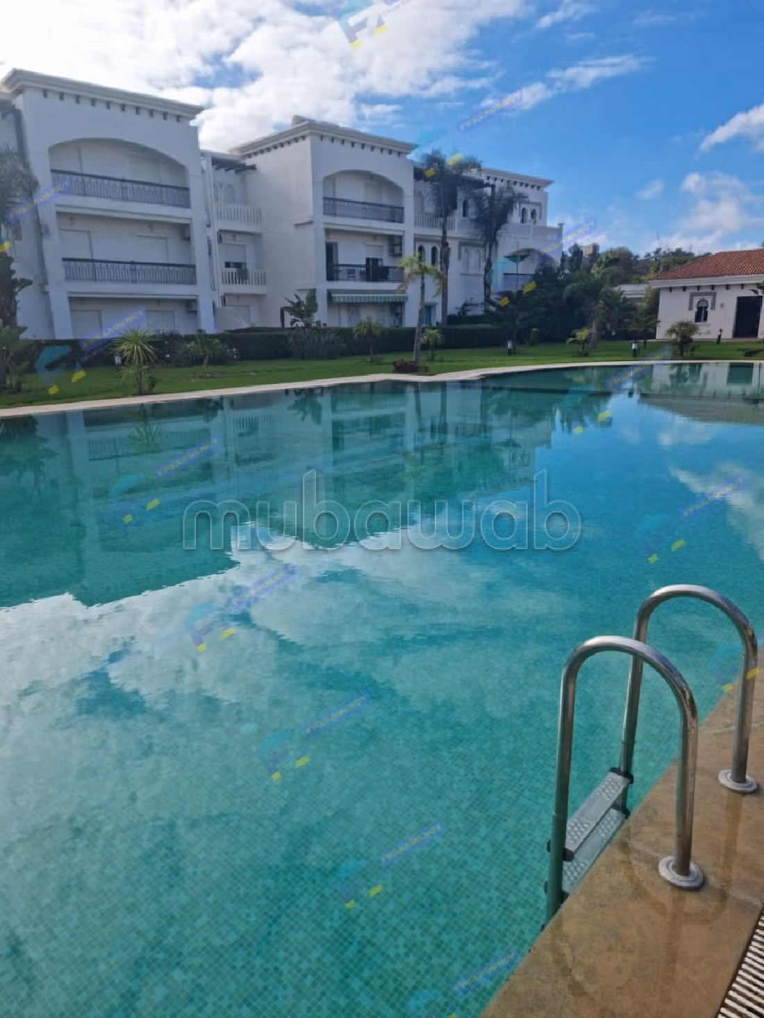 Apartment for sale in Du Golf. 9 large living areas. Well decorated. 