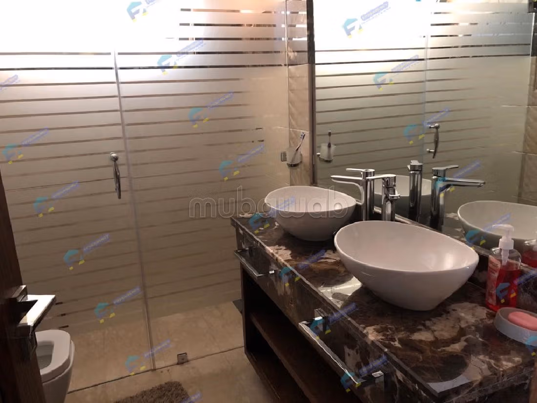 Apartment for sale in Du Golf. 9 large living areas. Well decorated. 