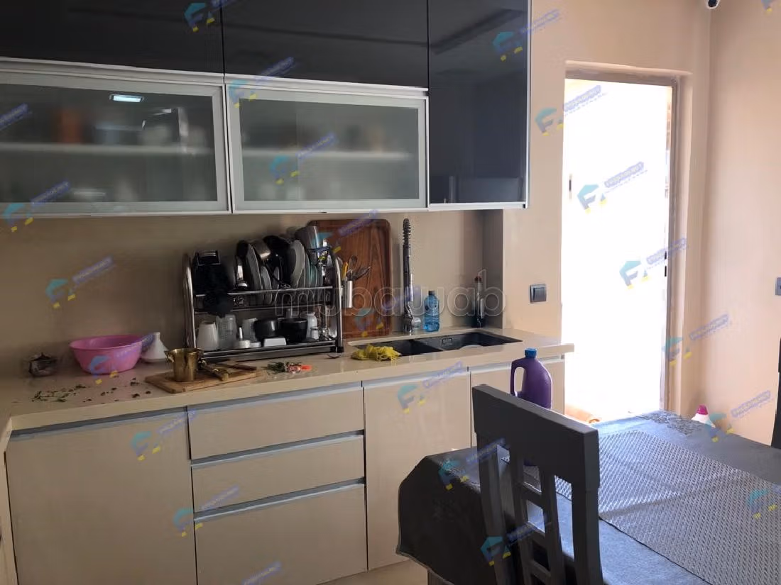 Apartment for sale in Du Golf. 9 large living areas. Well decorated. 