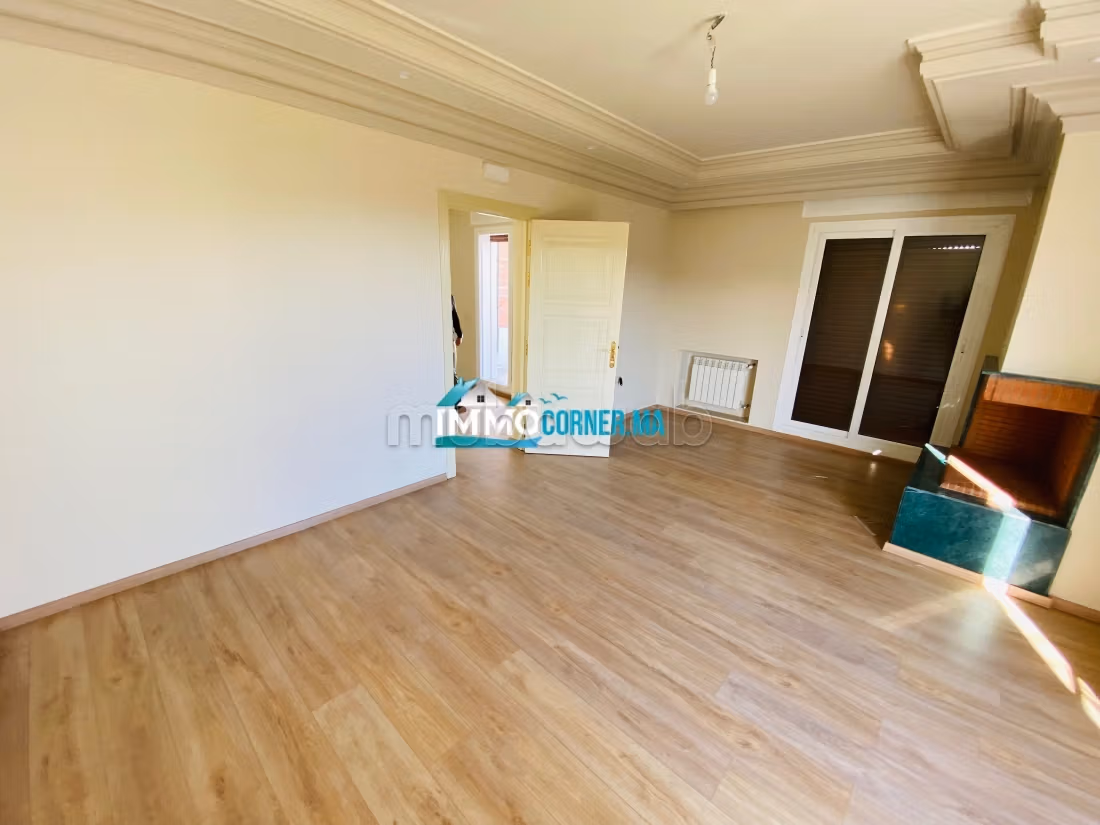 Splendide villa à vendre à Jbel Kbir