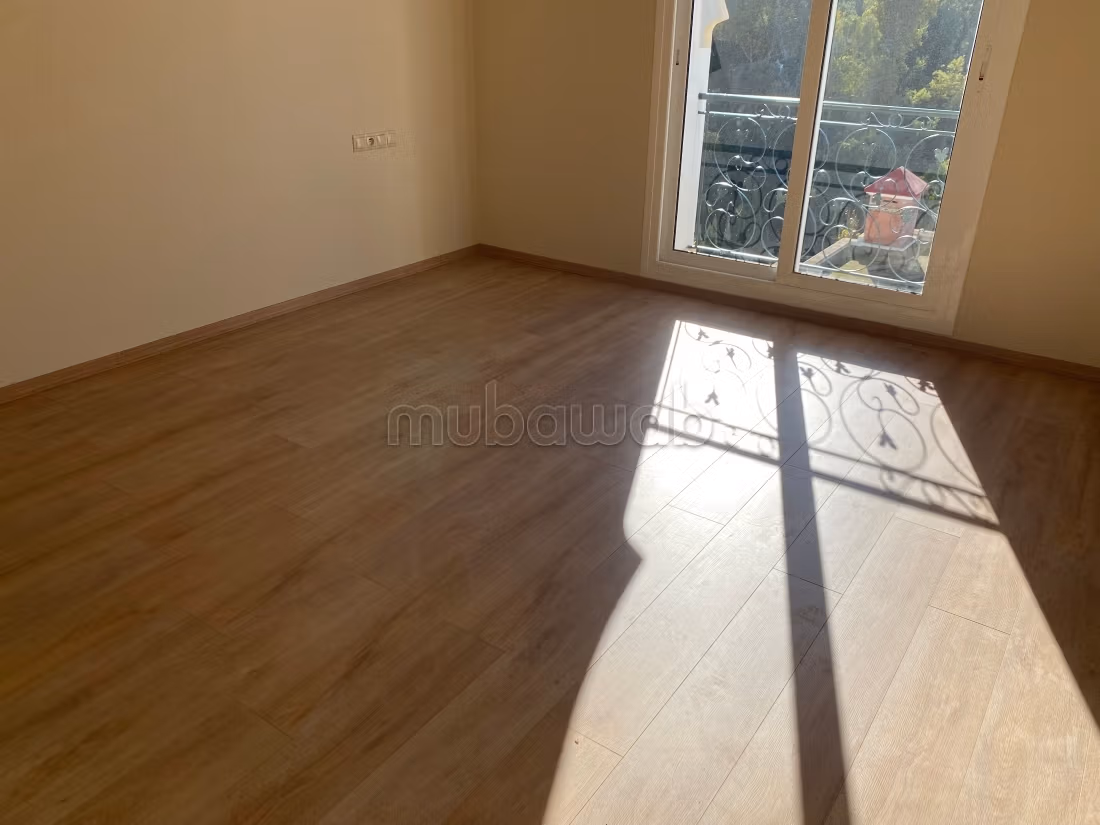 Splendide villa à vendre à Jbel Kbir