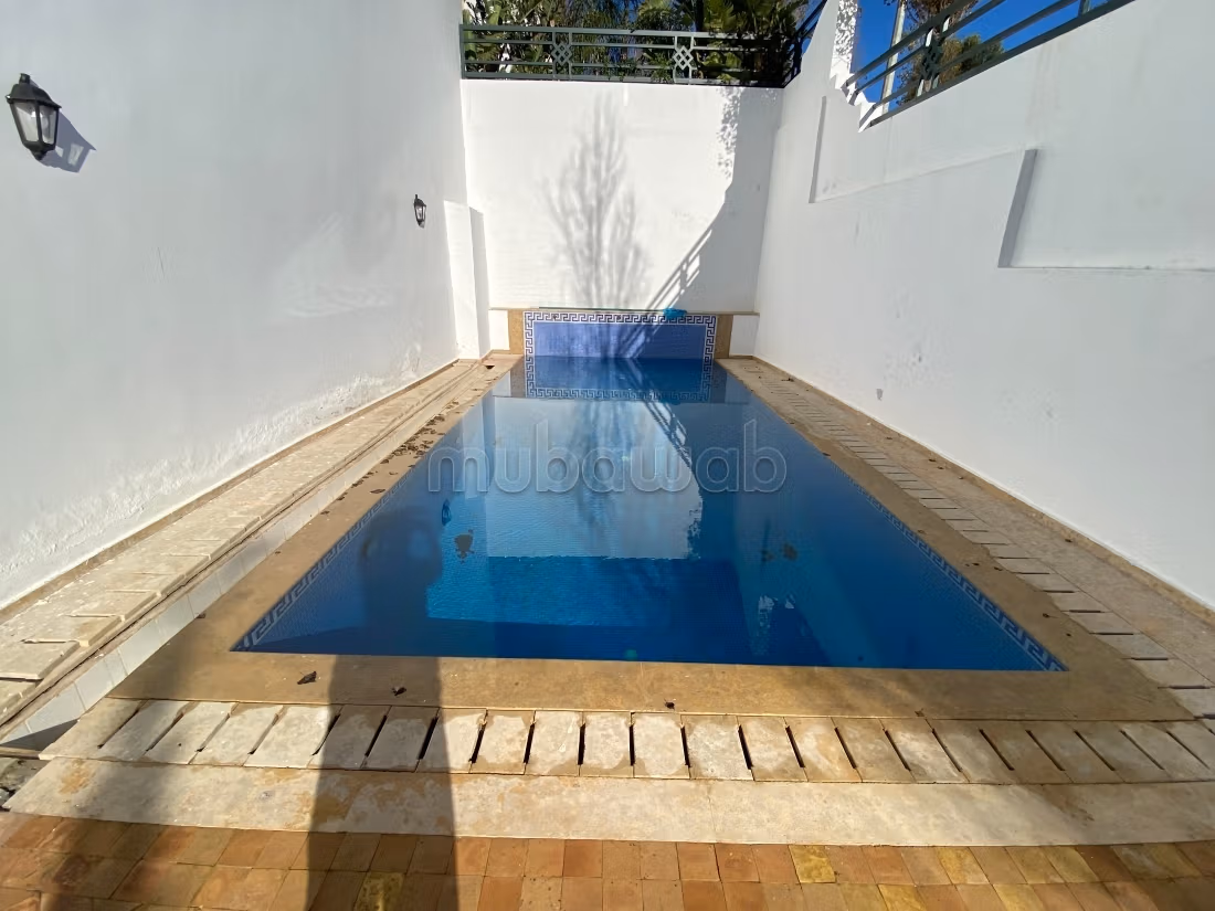 Splendide villa à vendre à Jbel Kbir