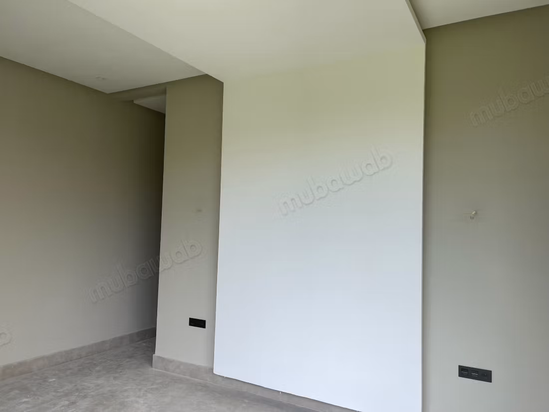 À la palmeraie excellente villa moderne de 4 suites vide sans vis à vis en location à l’année
