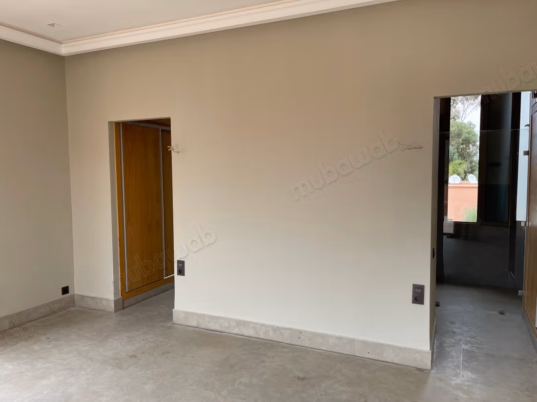 À la palmeraie excellente villa moderne de 4 suites vide sans vis à vis en location à l’année