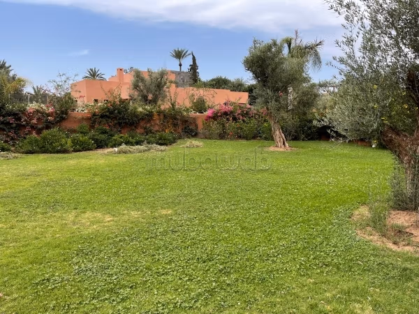 Meravigliosa villa in affitto a Ennakhil (Palmeraie). Superficie di 1500 m². arredato.