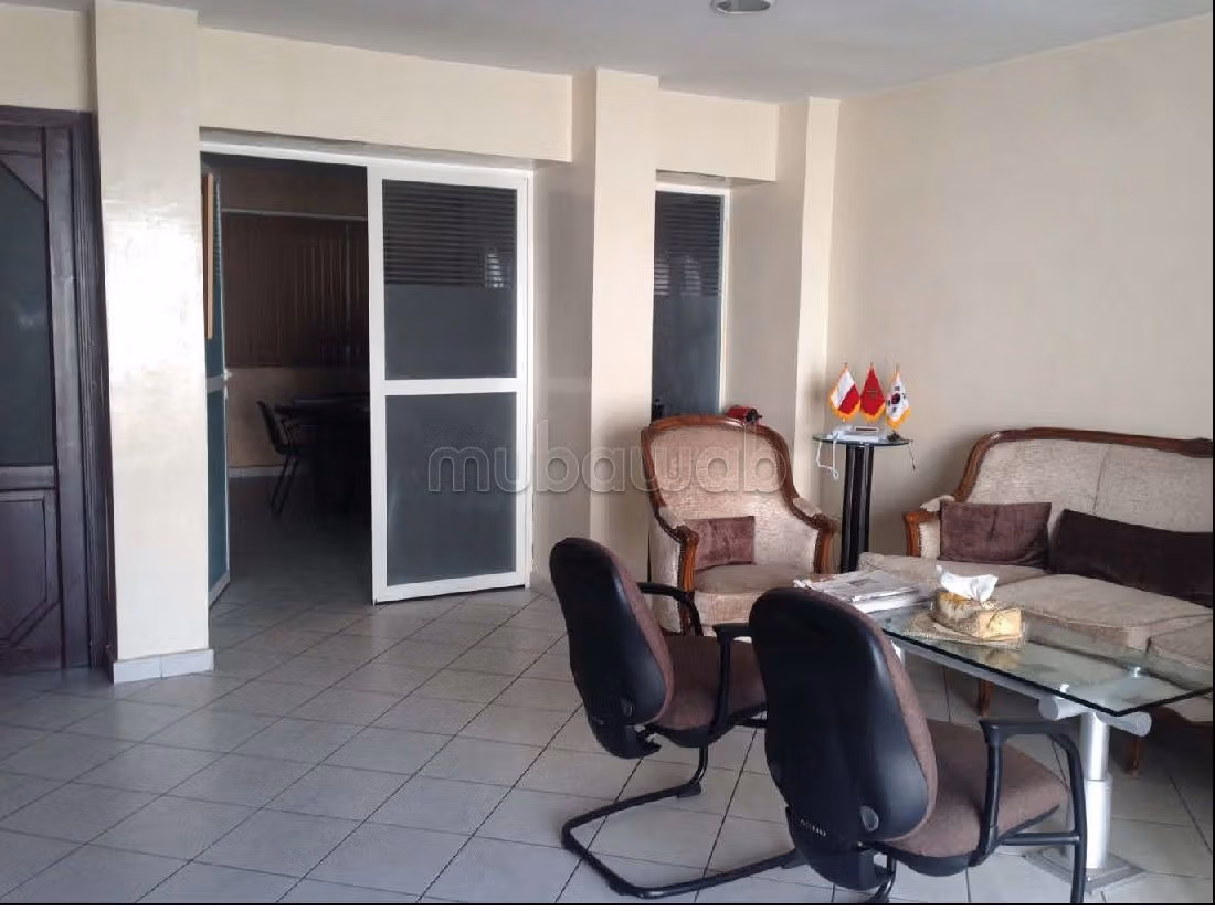 Local industriel de 2346m² à Ain Sebaa