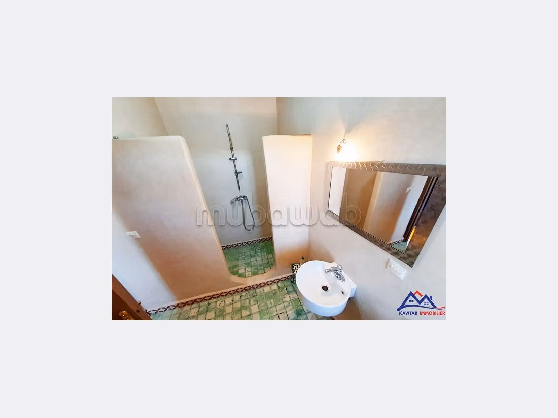 منزل رائع للكراء ب طريق آسفي. المساحة 5489 م². مفروشة