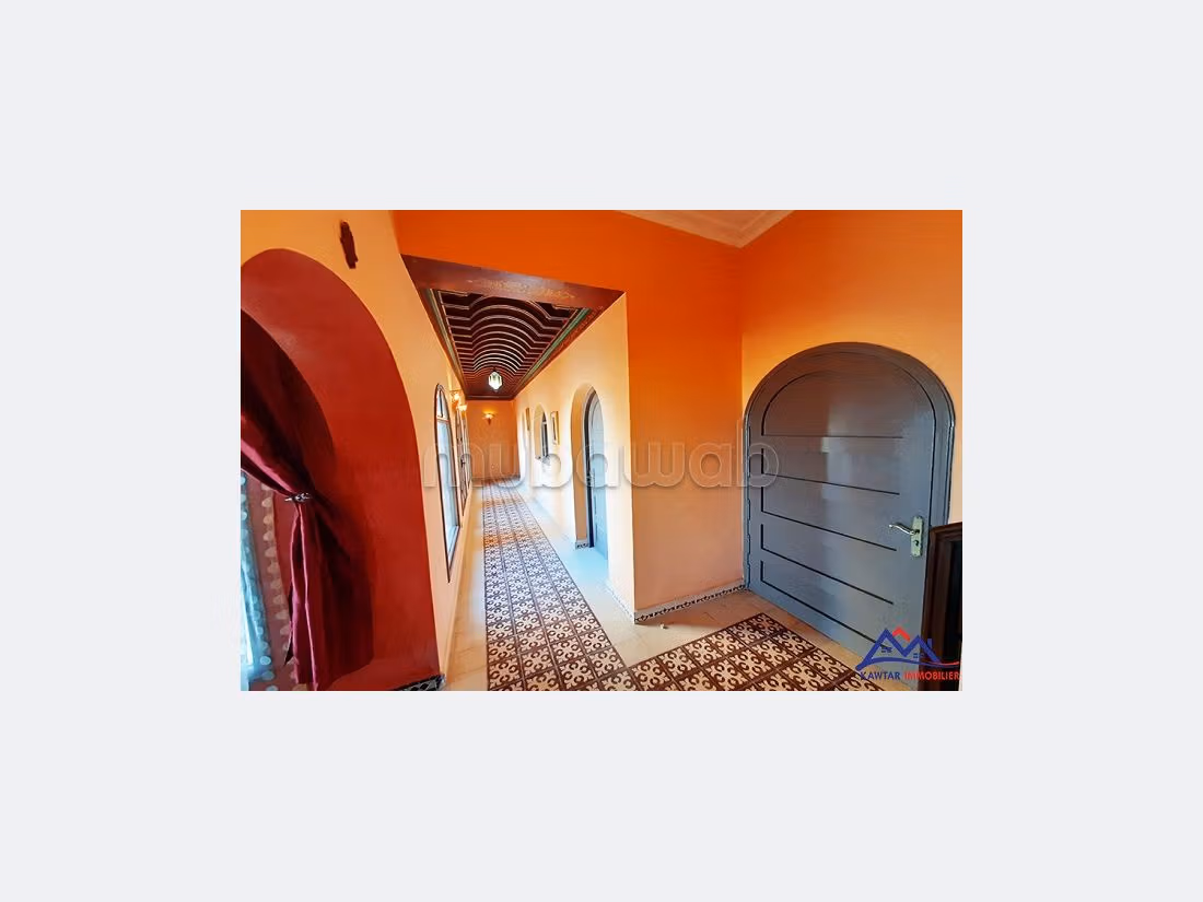 منزل رائع للكراء ب طريق آسفي. المساحة 5489 م². مفروشة