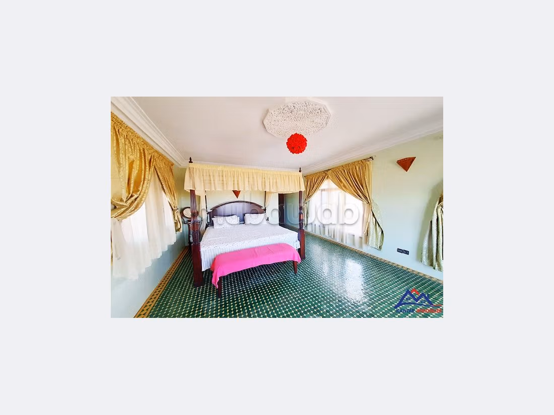 منزل رائع للكراء ب طريق آسفي. المساحة 5489 م². مفروشة