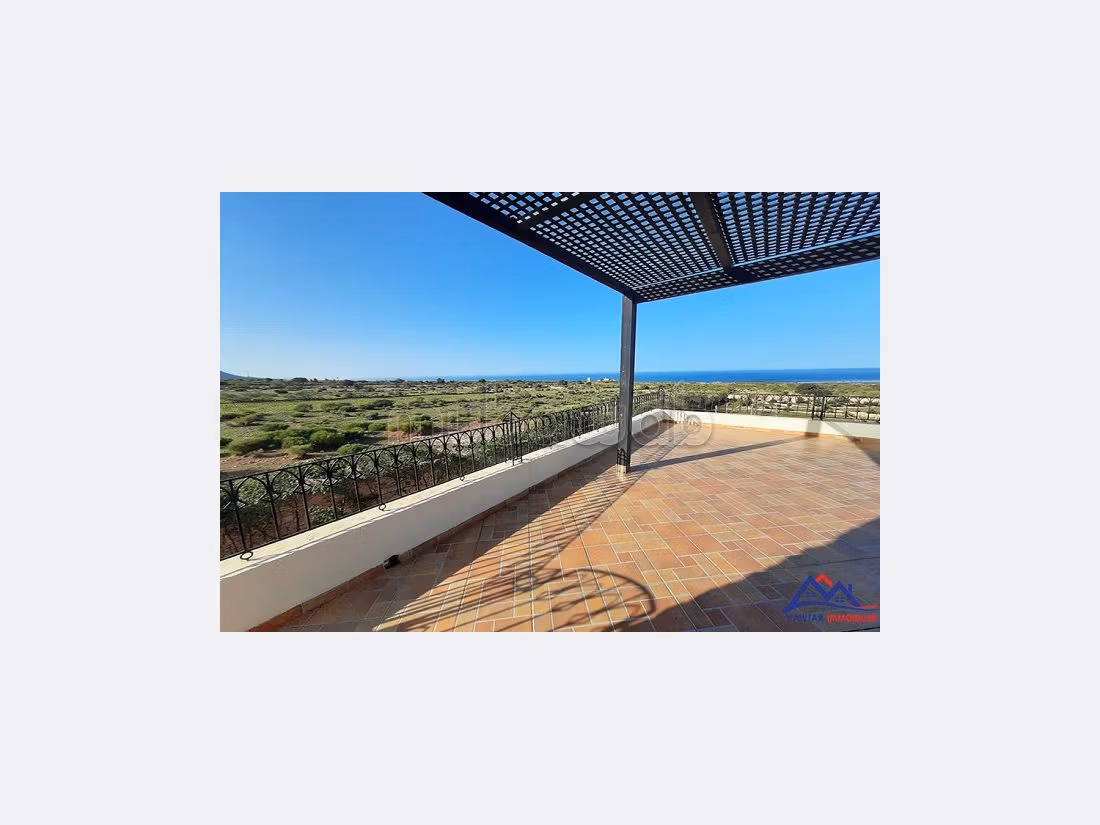 منزل رائع للكراء ب طريق آسفي. المساحة 5489 م². مفروشة