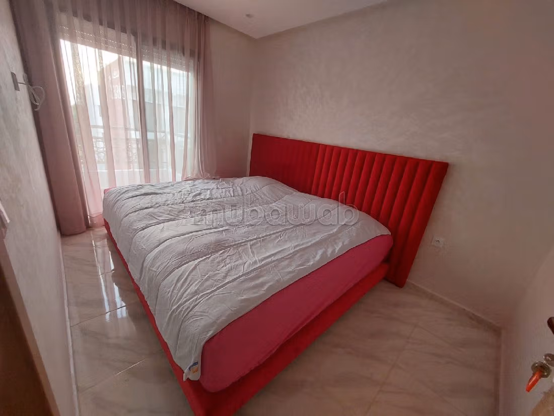 شقة للبيع ب شاطئ واد الشراط. 3 غرف جميلة. مطبخ مع فرن. 