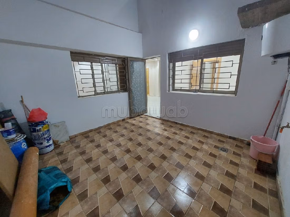 شقة للبيع ب شاطئ واد الشراط. 3 غرف جميلة. مطبخ مع فرن. 