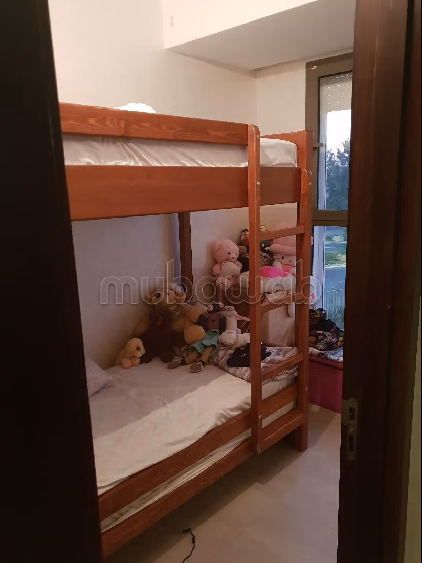 Splendido appartamento in vendita. 3 locali spaziosi. arredato.