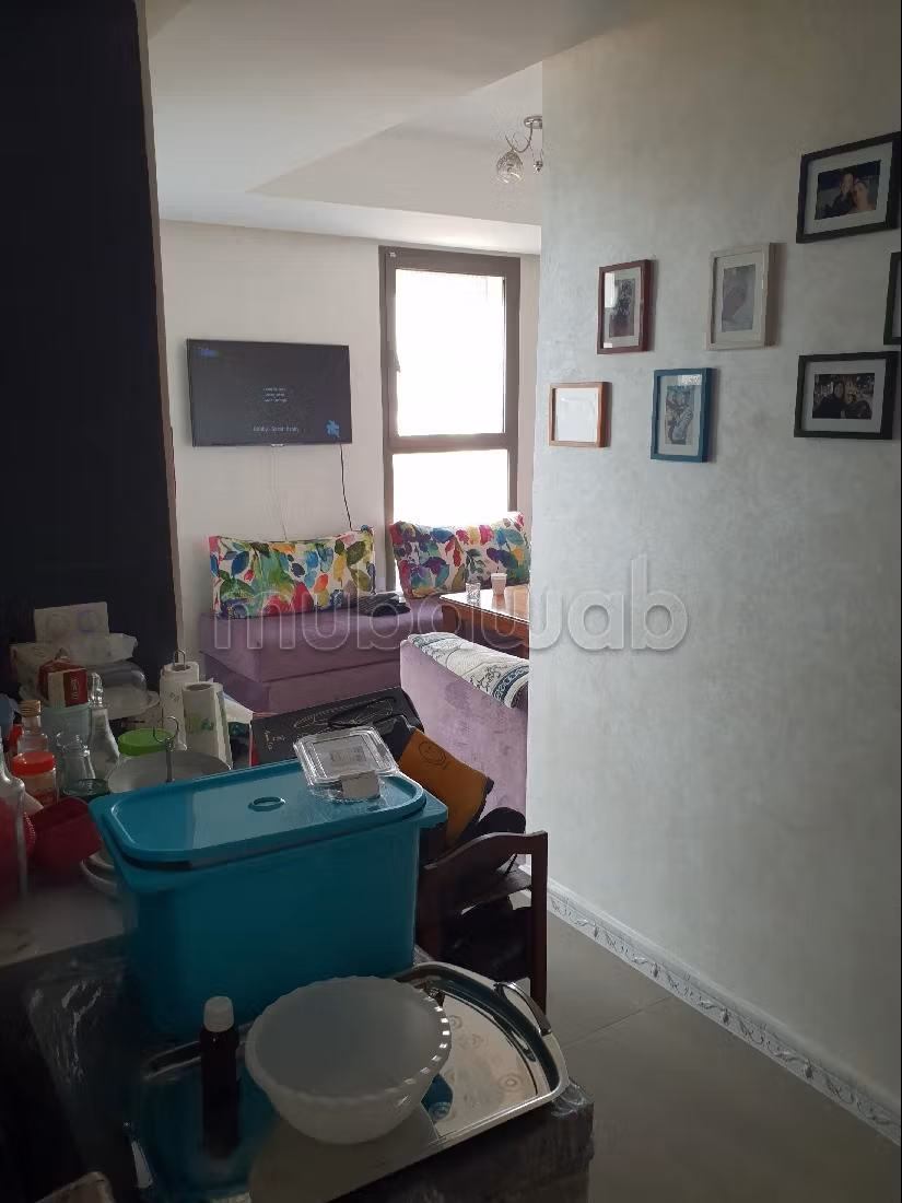 Splendido appartamento in vendita. 3 locali spaziosi. arredato.