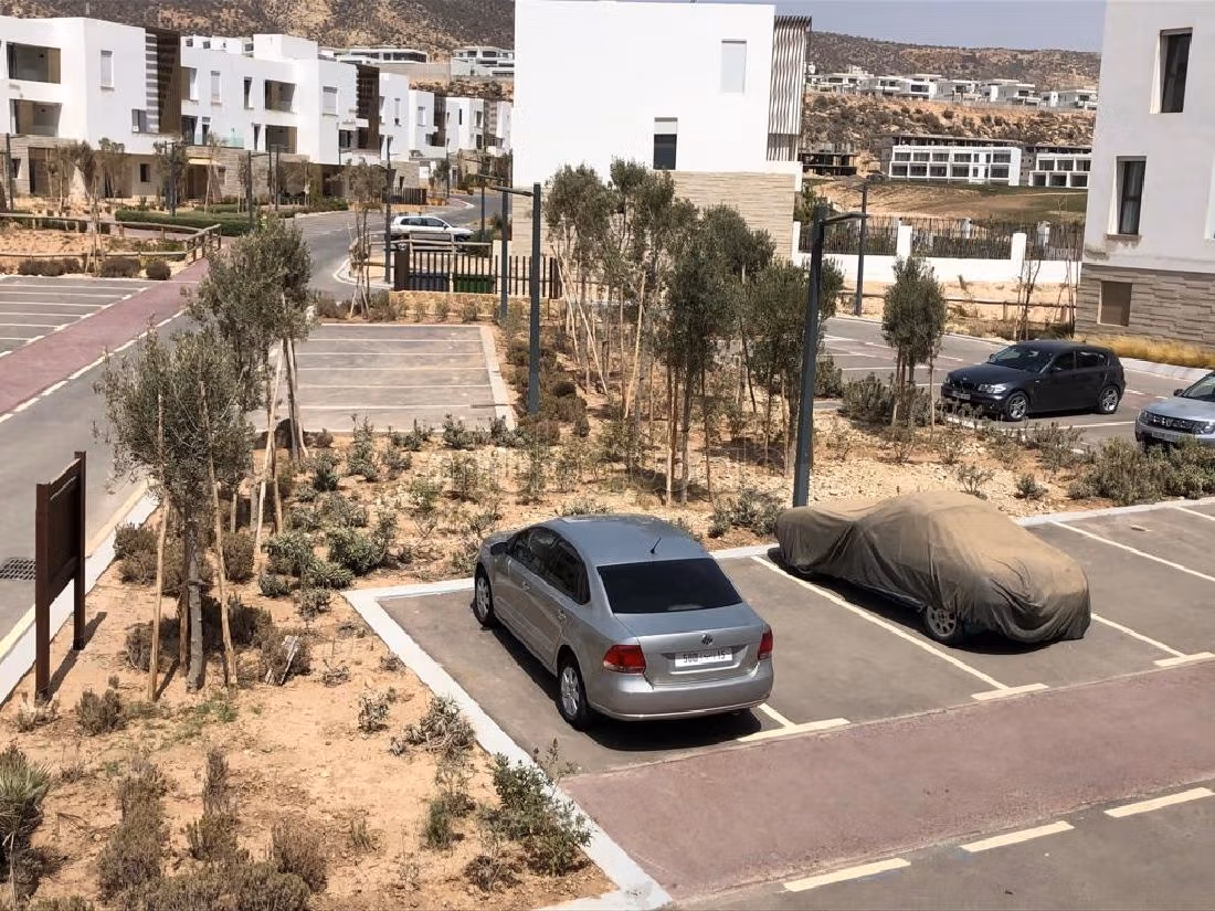 Splendido appartamento in vendita. 3 locali spaziosi. arredato.