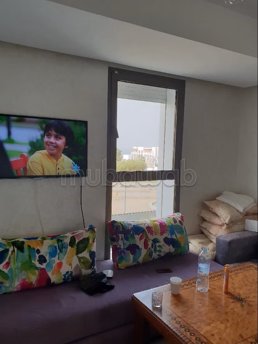 Splendido appartamento in vendita. 3 locali spaziosi. arredato.