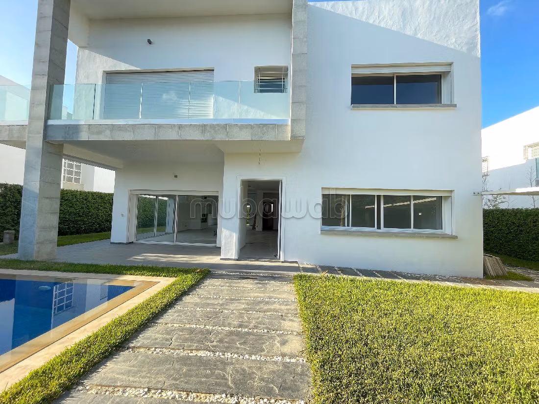 Villa en location à Souissi Rabat