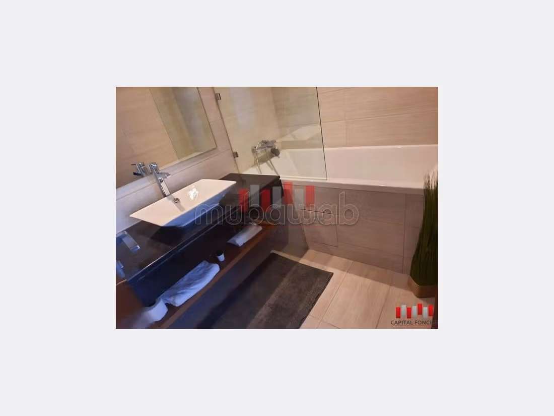 شقة للإيجار بالدارالبيضاء. 1 غرفة. مع مصعد وشرفة