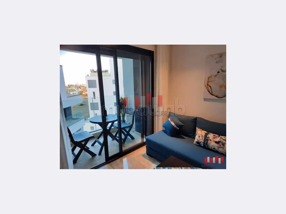 شقة للإيجار بالدارالبيضاء. 1 غرفة. مع مصعد وشرفة