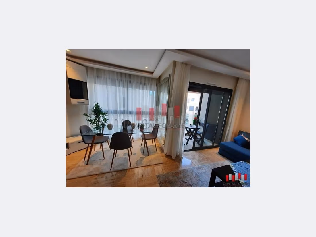 شقة للإيجار بالدارالبيضاء. 1 غرفة. مع مصعد وشرفة