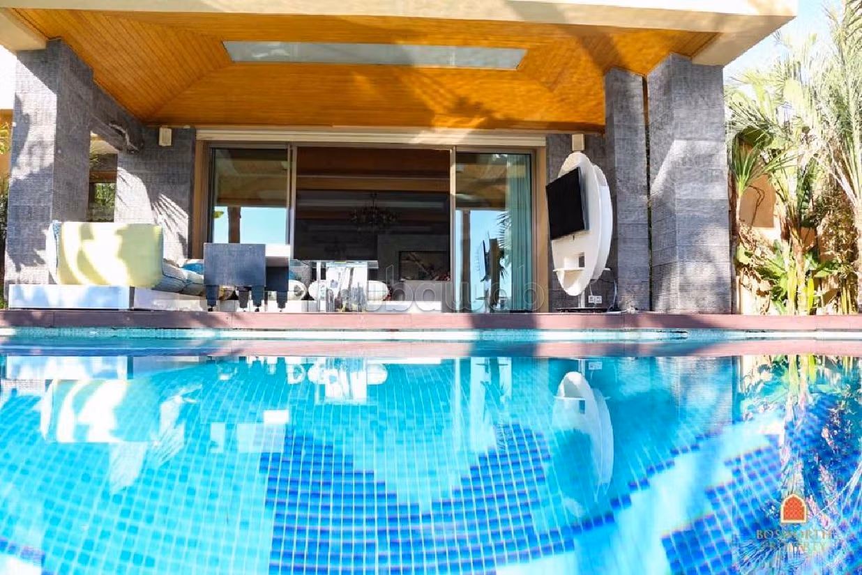 High quality house for sale in Agdal. 4 lovely rooms. Ample storage space. 